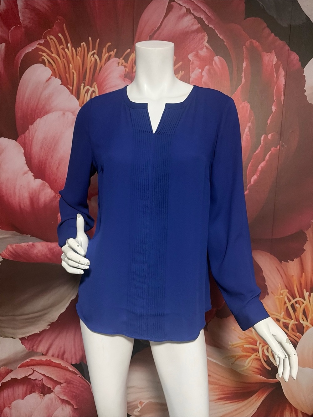 Talbots Royal Blue Pintuck Blouse V Neck Long Sleeve Career Office Top Sz: MP